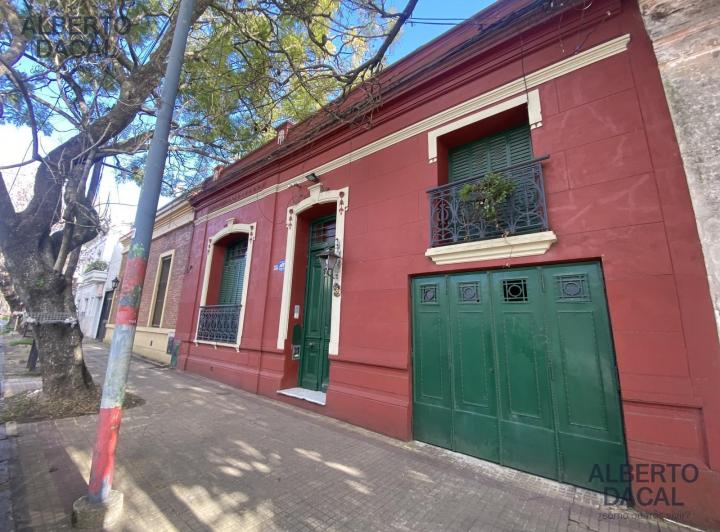 Casa · 516m² · 5 Ambientes · 1 Cochera