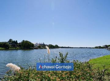 Terreno · 696m² · Terreno Al Agua en Venta - Barrio Silvestre - Nordelta