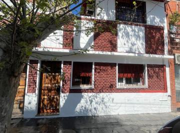 PH de 5 ambientes, Avellaneda · PH en Alquiler en Avellaneda