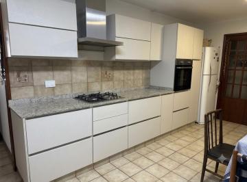 Departamento de 6 ambientes, Esteban Echeverría · Excelente Departamento Ubicación en La Av Principal de Monte Grande