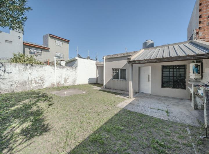 Casa · 90m² · 3 Ambientes · 2 Cocheras