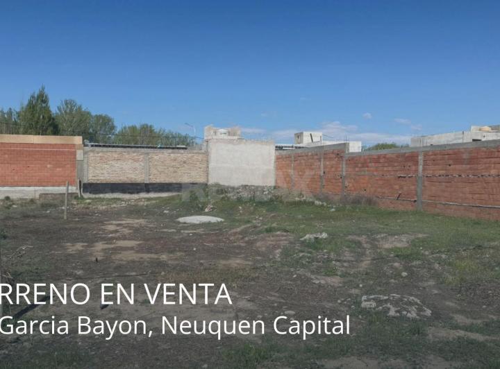 Terreno · 300m²