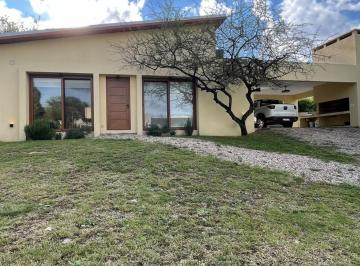 Casa · 212m² · 6 Ambientes · 2 Cocheras · Venta Casa 4 Dormi. Country Potrerillo de Larreta