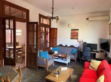 FICHA-00342_1 · Venta - Casa 6 Ambientes C/cochera - City Bell