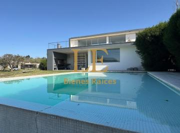 Casa · 312m² · 6 Ambientes · 4 Cocheras · Venta Casa en El Canton a La Laguna