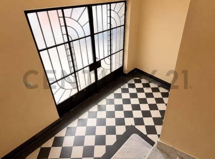 Casa · 360m² · 6 Ambientes