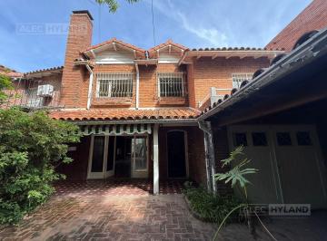 Casa · 188m² · 5 Ambientes · 1 Cochera · Casa de Ladrillo a La Vista en Venta en Martínez, Vías/santa Fe, San Isidro