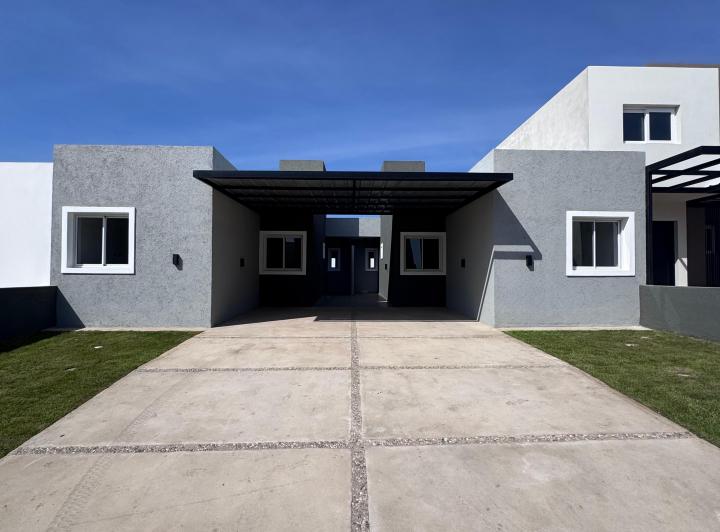 Casa · 115m² · 3 Ambientes · 1 Cochera