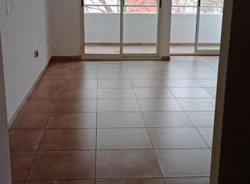 Departamento de 2 ambientes, Pompeya · Departamento 2 Ambientes a La Calle con Balcon