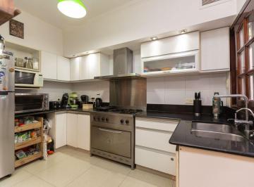 PH · 80m² · 4 Ambientes · Venta PH 4 Amb. Patio Parque Avellaneda