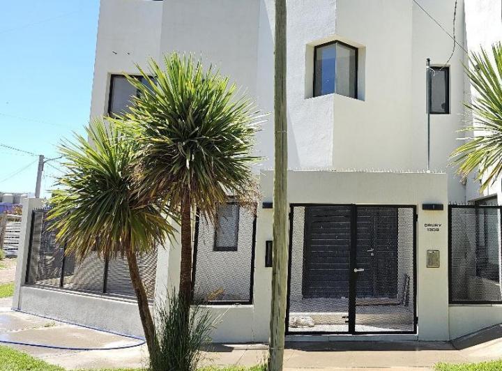 Casa · 143m² · 5 Ambientes