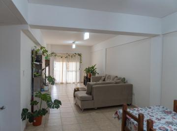 Departamento · 109m² · 5 Ambientes · 1 Cochera · Departamento en Venta de 3 Dorm. Plottier