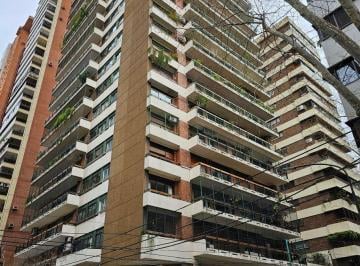 Departamento de 4 ambientes, Belgrano · Ideal Diplomatico - Empresa Extranjera