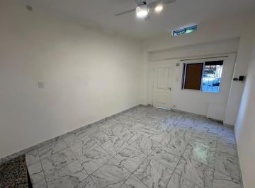 Local comercial · 20m² · 1 Ambiente · Excelente Local a La Calle/ Posible 1 Amb