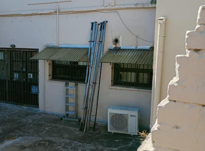 Local comercial · 200m² · 3 Ambientes · 5 Cocheras