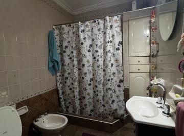Foto · Casa Amplia y Funcional, a Pocos m de Av Facundo Zuviría.