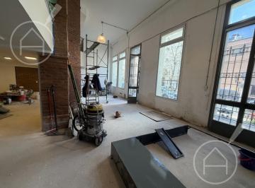 Local comercial · 239m² · 5 Ambientes · Venta Local Comercial de Categoría a Estrenar San Telmo