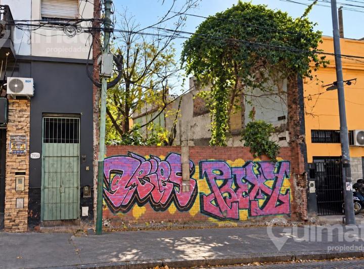 Terreno · 203m²
