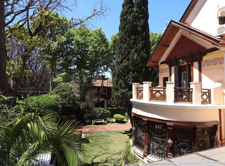 Casa · 671m² · 10 Ambientes · 5 Cocheras