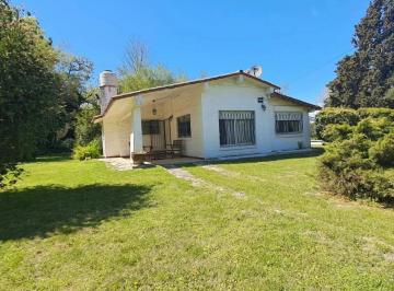 moreno-cuartel-v-venta-quinta-3-ambientes · Hermosa Casa Quinta en Venta