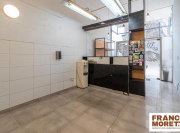 Local comercial · 30m² · 2 Ambientes · Almagro: Visibilidad Estratégica, Seguridad 24hs y El Local Ideal Para Tu Emprendimiento