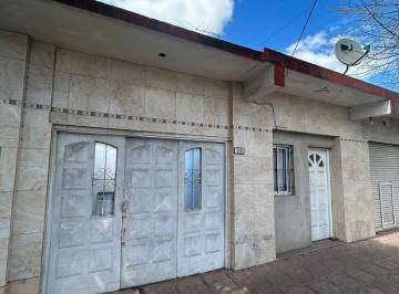 Terreno · 210m² · 3 Ambientes · 1 Cochera · Venta Terreno en Castelar Sur