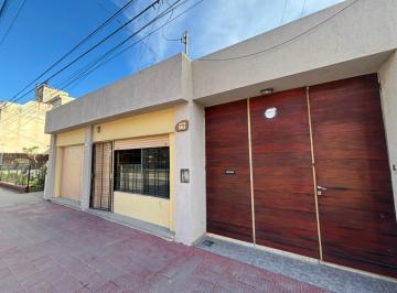 TIS-TIS-24_2 · Casa + Depto + Local en San Martin - Venta