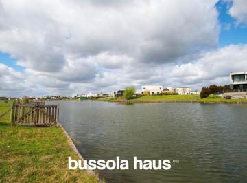 Terreno · 850m² · Lote a La Venta Al Agua en Costas Puertos.