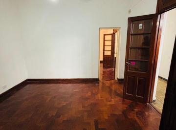 Casa de 4 ambientes, Rosario · Venta - Casa en Abasto - 2 Dorm. + Comodin
