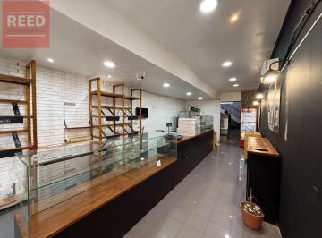 Local comercial · 143m² · Local en Martinez