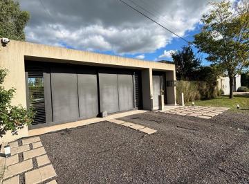 Casa · 116m² · 4 Cocheras · Casa - Villa Parque Sicardi