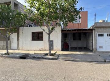 Departamento · 70m² · 5 Ambientes · 2 Cocheras · Venta Departamento Bª Cesap Planta Baja, Rivadavia
