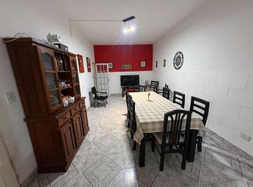 PH · 110m² · 4 Ambientes · 4 Ambientes PH Venta Lomas del Mirador