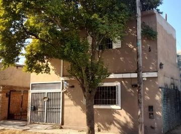 Casa de 2 ambientes, Córdoba · Se Vende Casa de Tres Dorm. en Villa Aspacia!