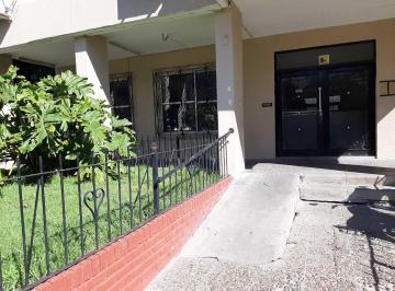 Departamento · 50m² · 3 Ambientes · Venta Dpto. 3 Ambien - Piso Alto - A/crédito - V. Lugano