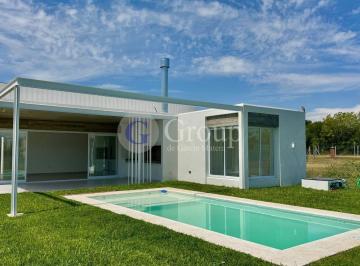 Casa · 134m² · 4 Ambientes · 2 Cocheras · Casa en Venta en Santa Sofía, Pilar del Este, Pilar
