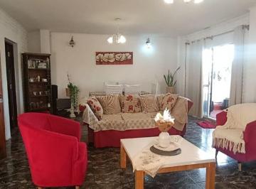 Departamento de 3 ambientes, Resistencia · Departamento en Alquiler de 2 Dorm.