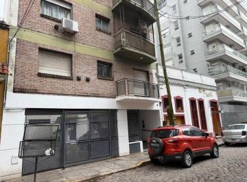 Garage , Vicente López · Cochera Descubierta en Olivos