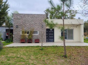 Casa · 133m² · 5 Ambientes · 2 Cocheras · Casa en Barrio Santa Clara, Manzanares, Pilar