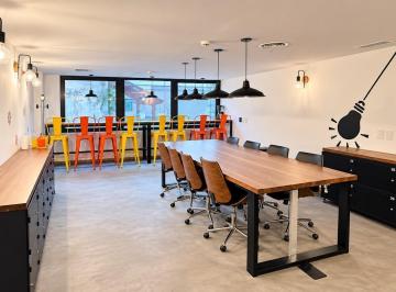 Oficina comercial · 330m² · 3 Cocheras · Oficina en Monserrat