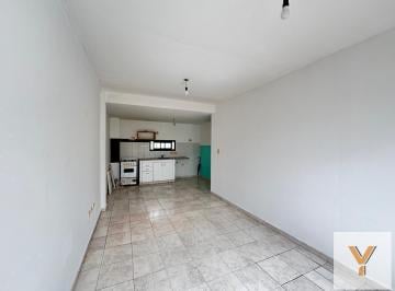 Departamento · 60m² · 3 Ambientes · Departamento en Alquiler - 2 Dorm. 1 Baño - 60 m - La Plata