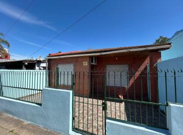 Casa · 80m² · 4 Ambientes · Casa 4 Ambientes 2 Dorm. | Monte Grande - Alquiler