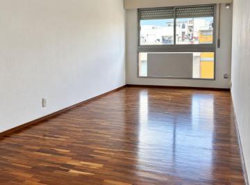 Departamento · 40m² · 2 Ambientes · Venta Apartamento Cordón 1 Dormitorio Cocina