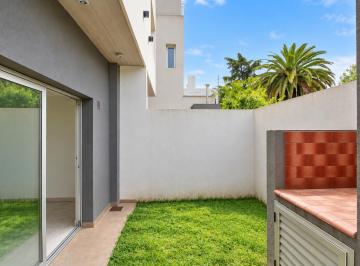 PH · 76m² · 3 Ambientes · 1 Cochera · Venta PH Duplex 3 Ambientes con Toilette, Patio Parrilla Cochera en Ituzaingo Norte.