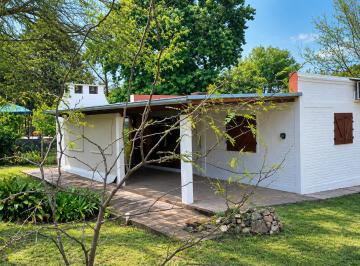 CASA Exterior  · Venta de Casa + Depto. a 30 m del Río - Villa La Bolsa, Córdoba.