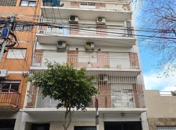 Departamento · 40m² · 2 Ambientes · Alquiler 2 Amb Super Luminosos en Villa del Parque