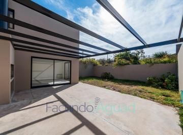 Casa · 80m² · 3 Ambientes · 2 Cocheras · Dúplex - 2 Dorm. 2 Baños - Granja de Funes