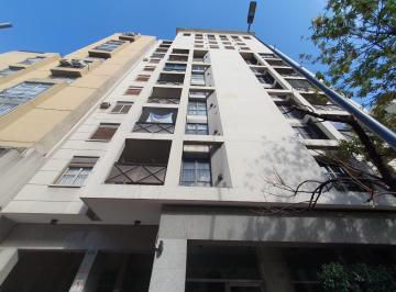 Oficina comercial · 150m² · 4 Ambientes · 1 Cochera · Oficina - 4 Privados - Centro.