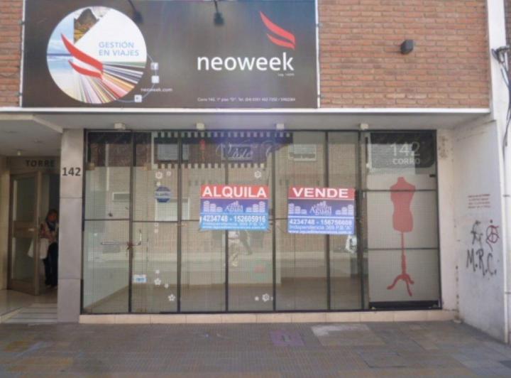 Local comercial · 247m²
