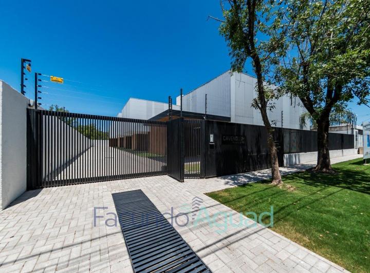 Casa · 208m² · 3 Ambientes · 2 Cocheras
